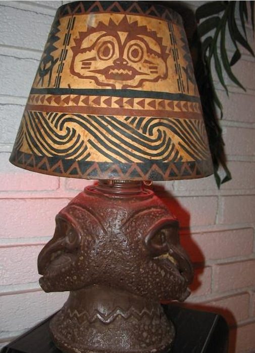 Table lamp